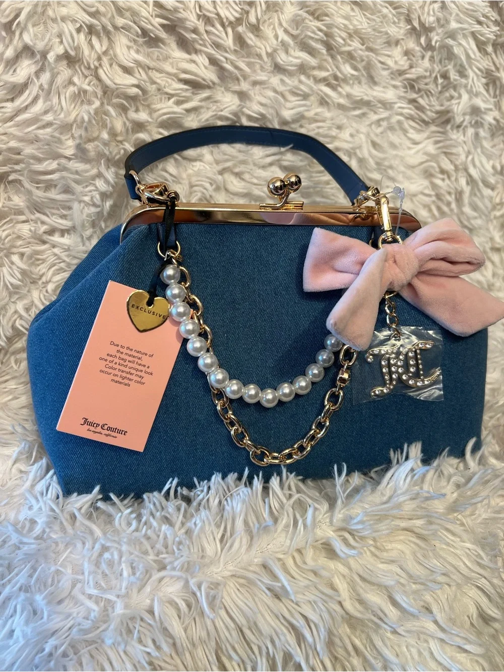 Juicy Couture denim kisslock bag with pink velvet bow & pearl chain charm. NWT - Picture 7 of 11